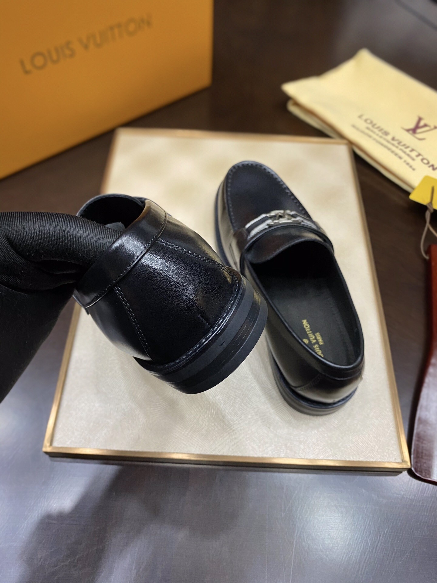 L X V Men's new high qualityLoafers detail 8
