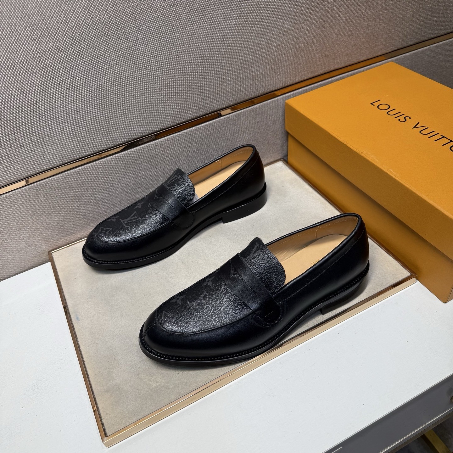 L X V Men's new high qualityLoafers