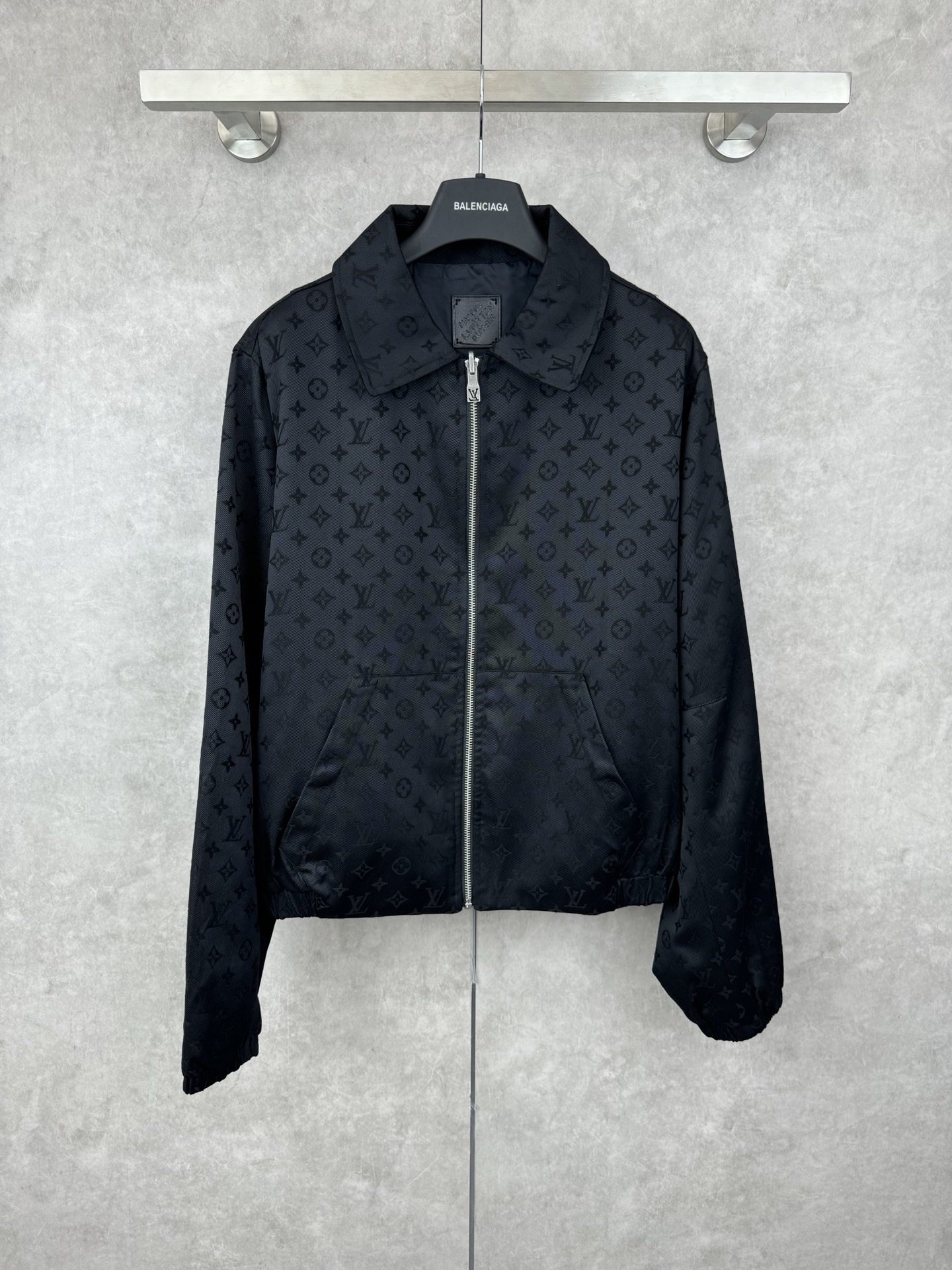 L X V Reversible Jacket 25ss