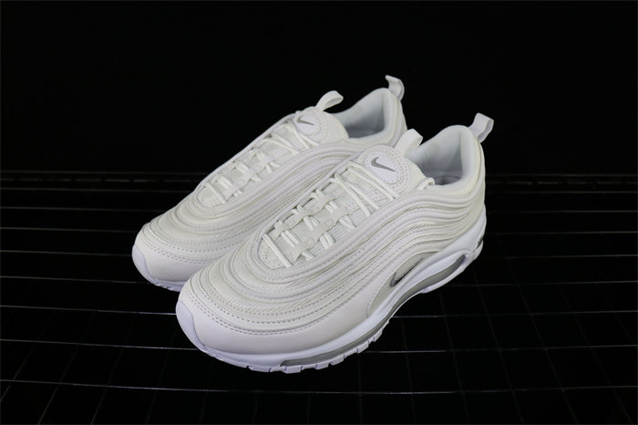 NK Air Max 97 Triple White Wolf Grey 921826-101 detail 5