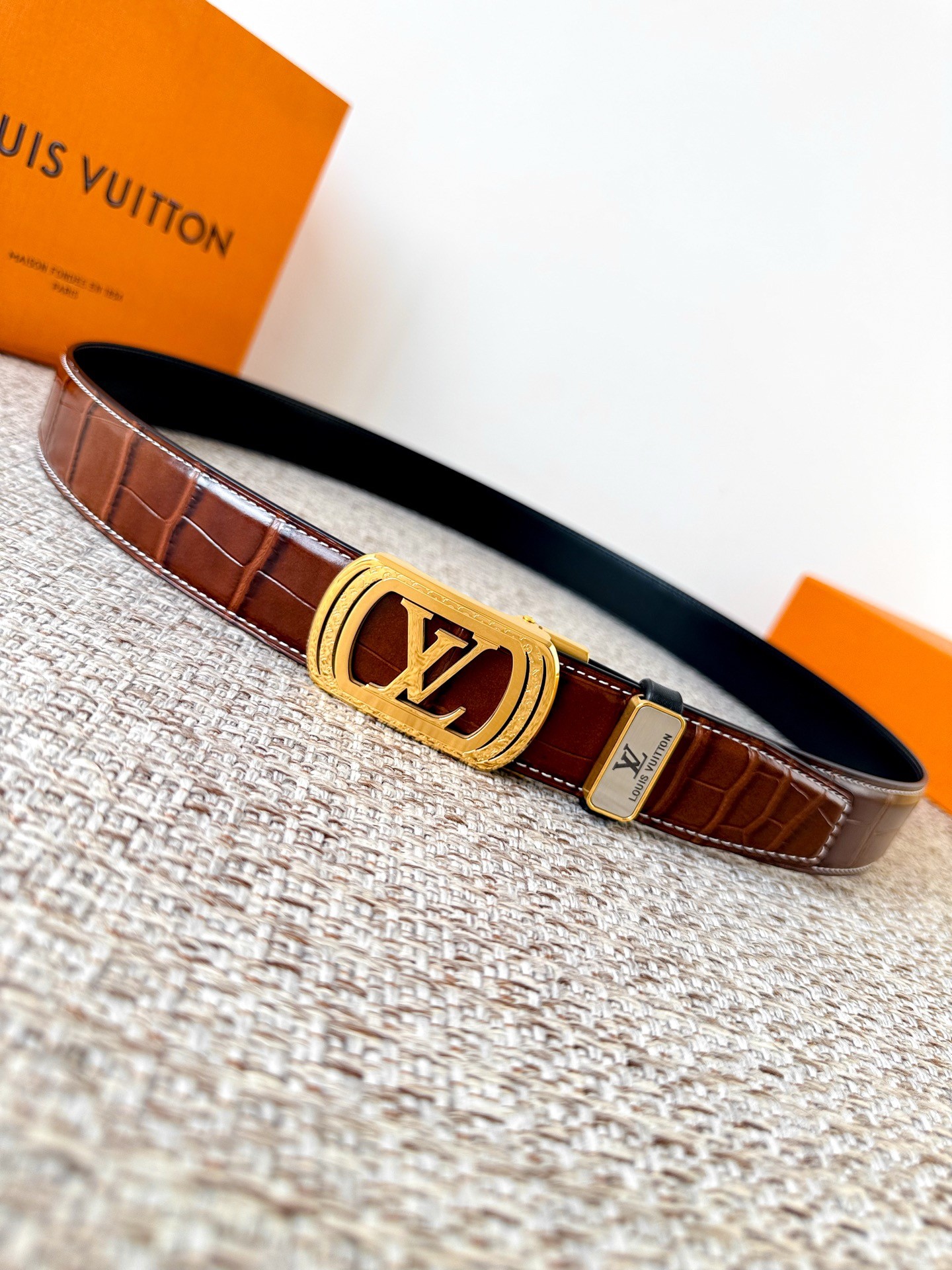 L X V Belt 35mm (Multiple colors) detail 8