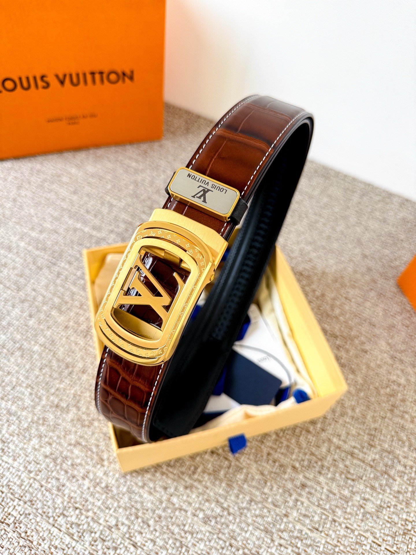 L X V Belt 35mm (Multiple colors) detail 3