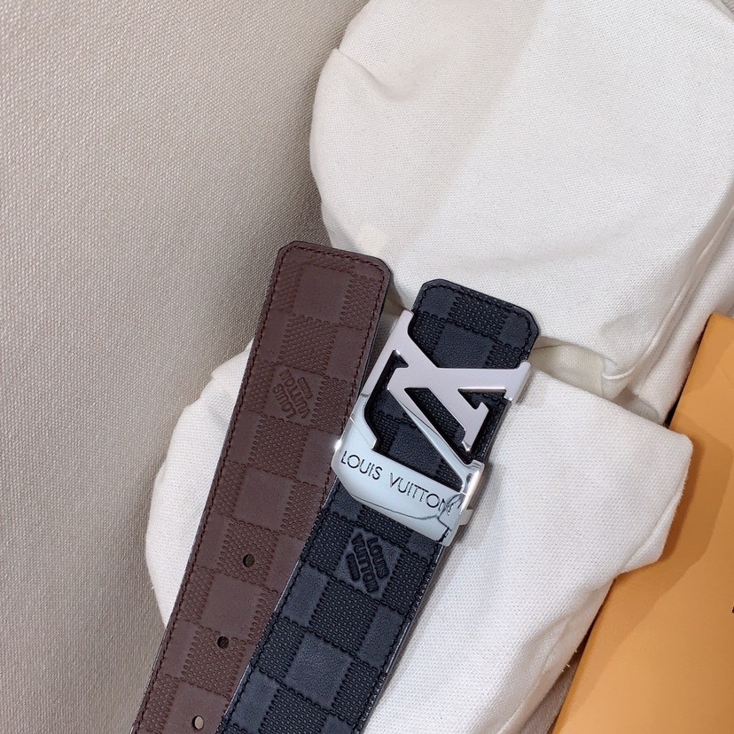 L X V 40mm Belt detail 2