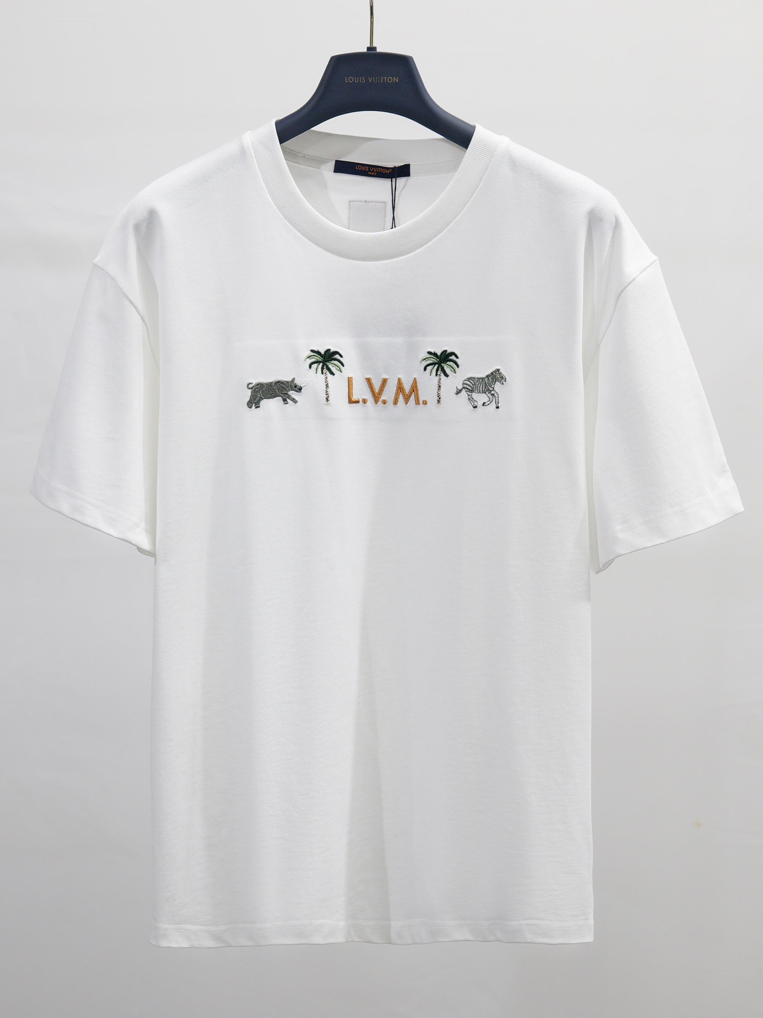 L X V T-shirt