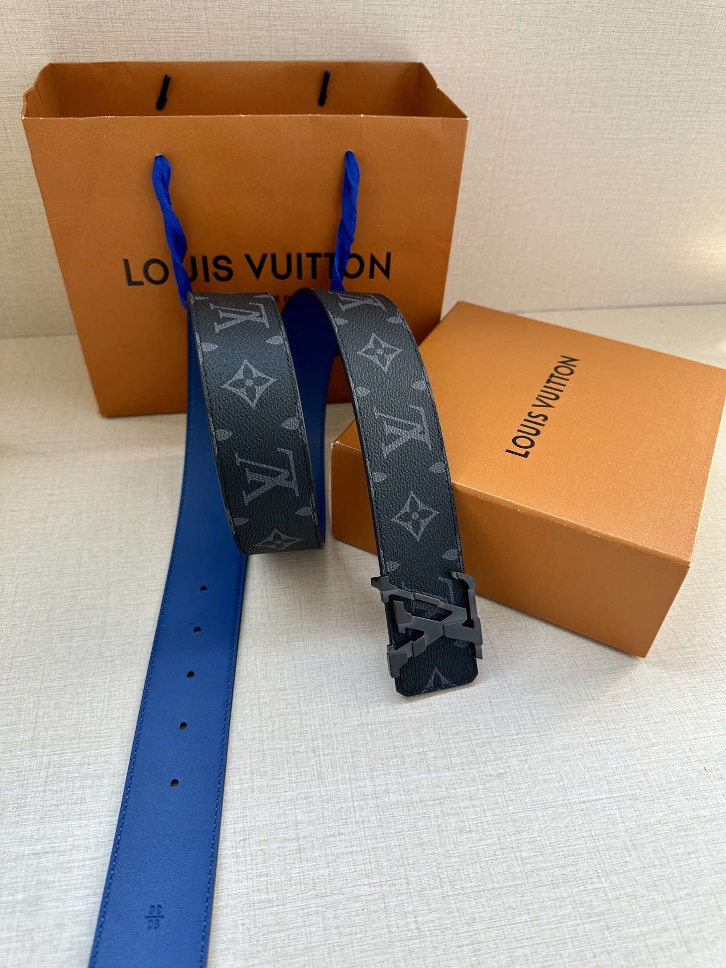 L X V 40mm Belt detail 6