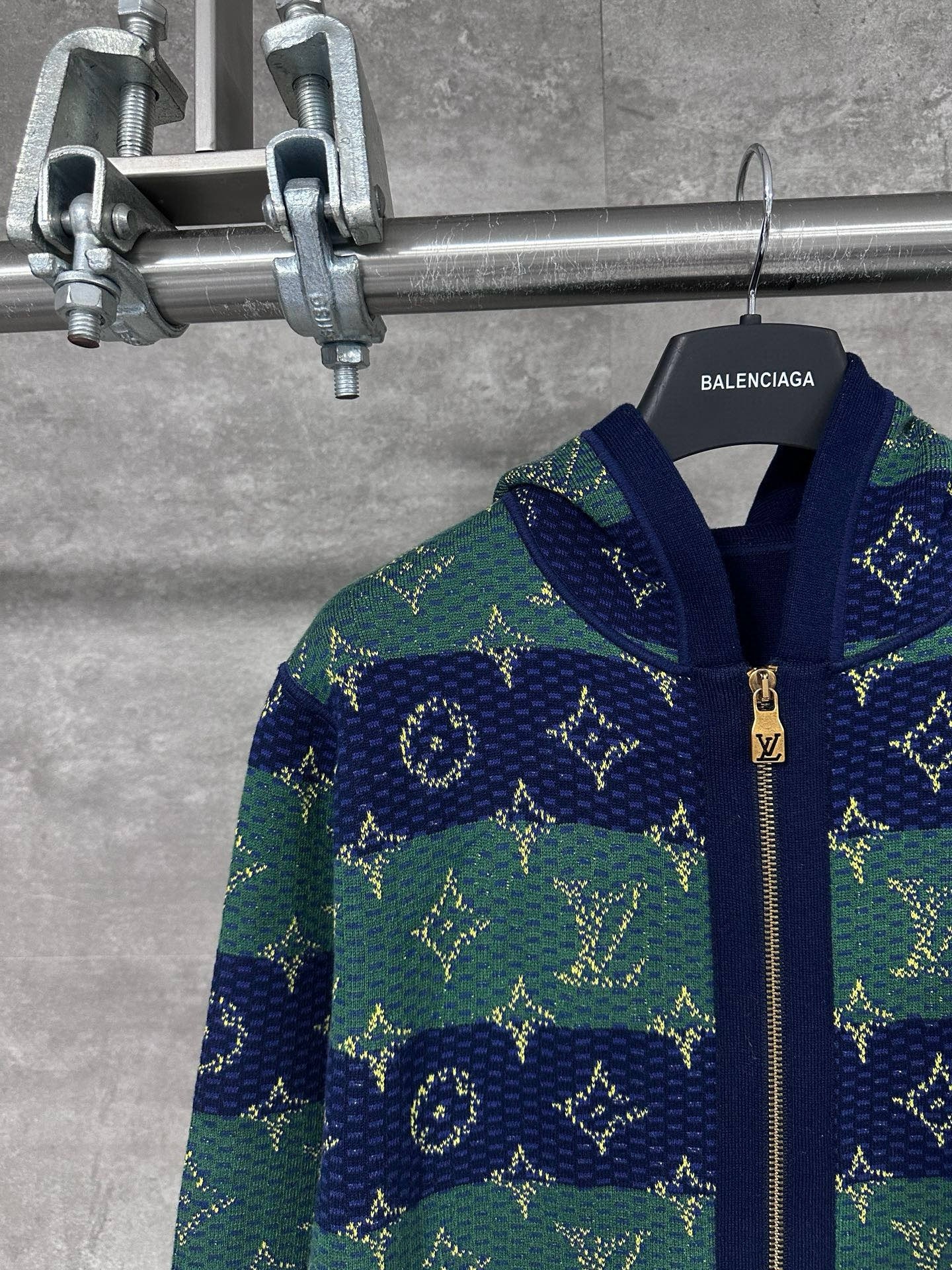 Product detail 4