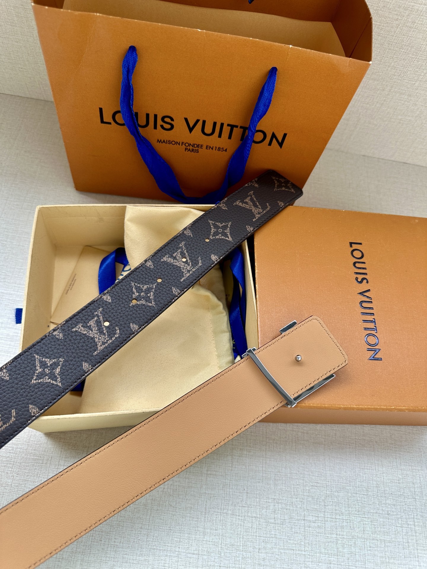 L X V 40mm Belt(Multiple colors) detail 7