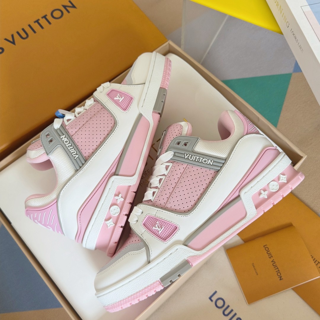 L X V TRAINER Sneakers