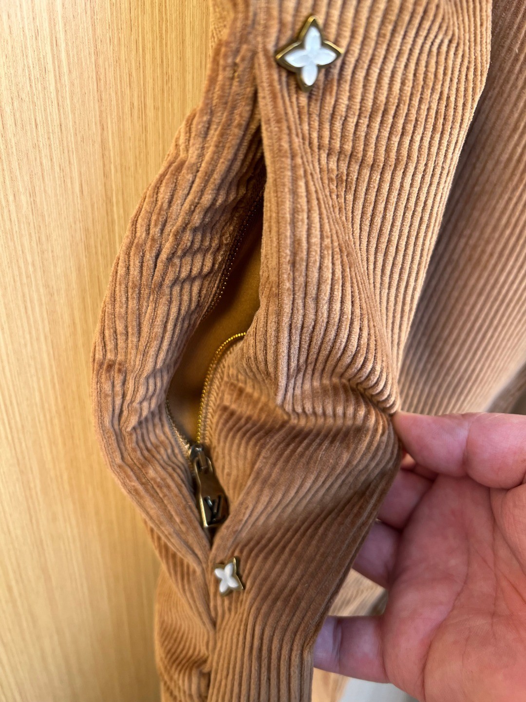 Product detail 4