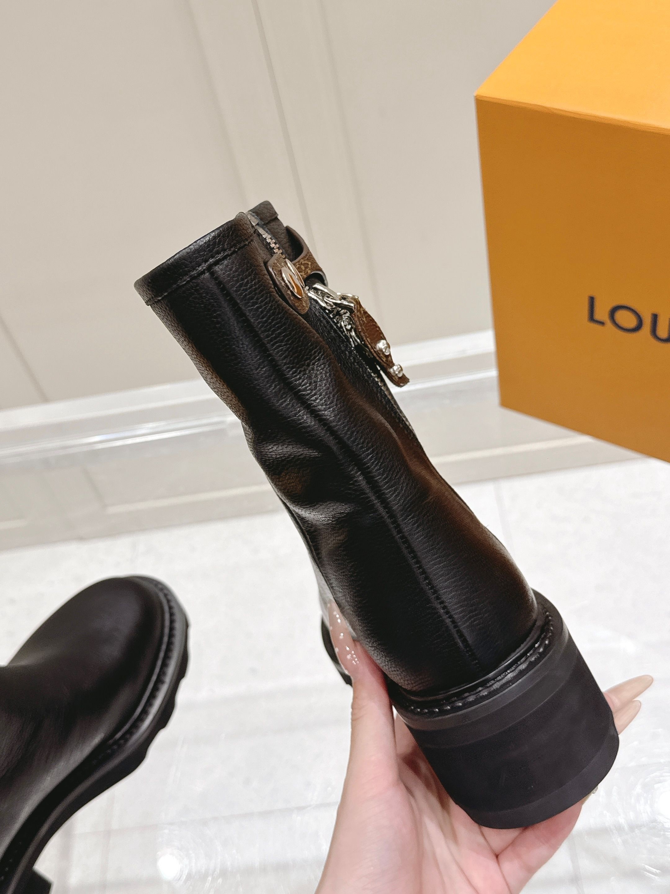 Product detail 9