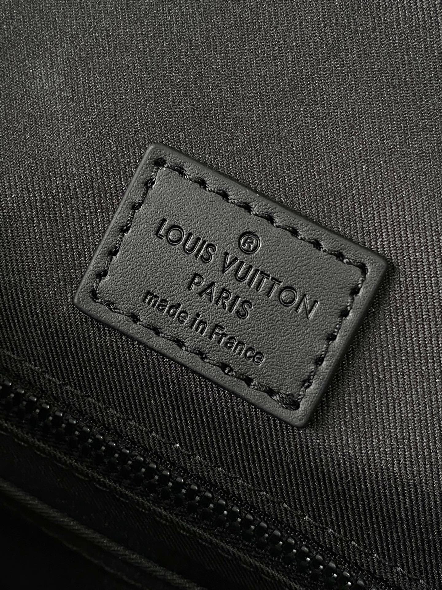 L X V M55699 Chrisyopher 41*48*13cm detail 9