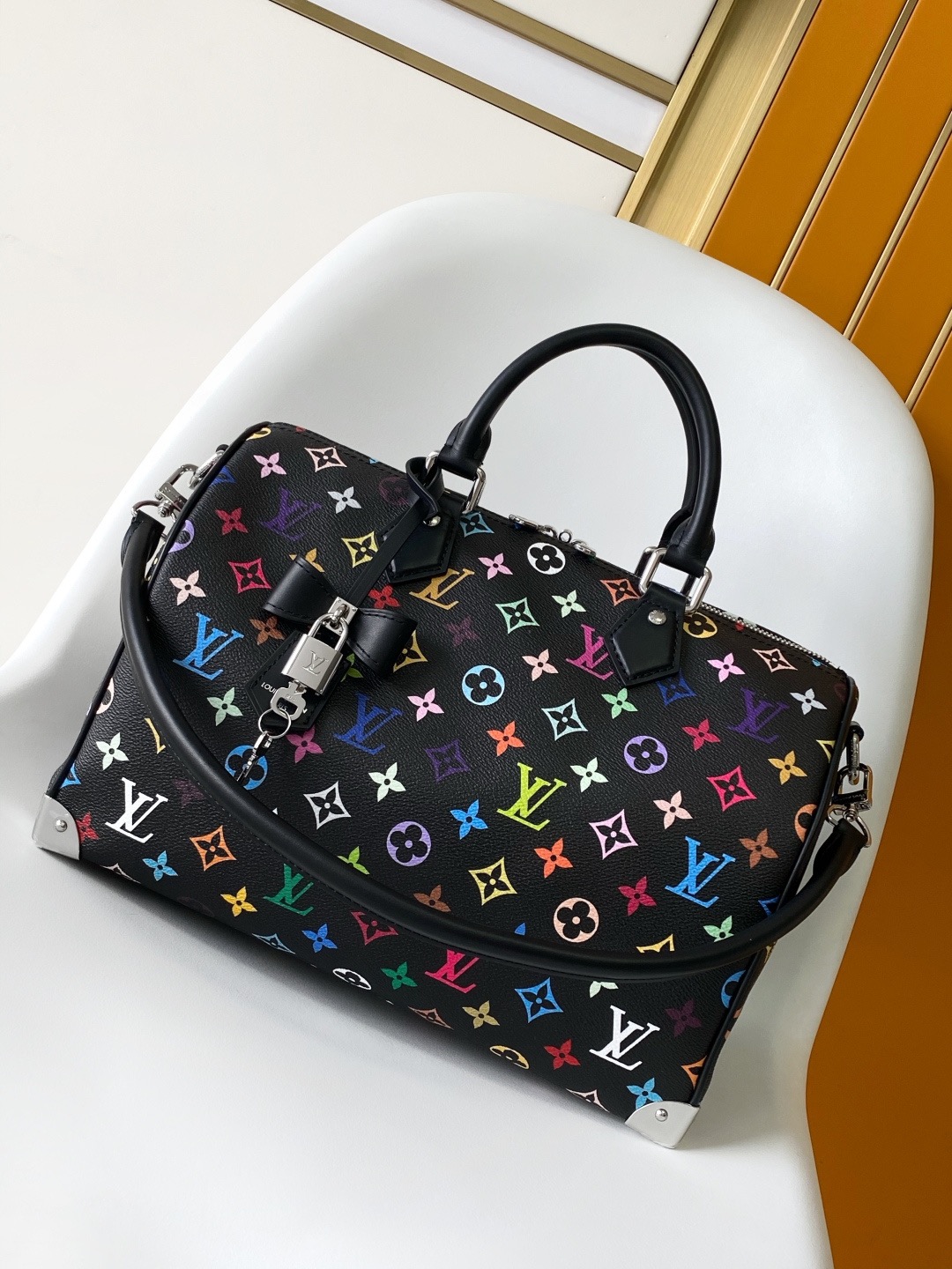 L X V Speedy Soft 30 30*21*17cm
