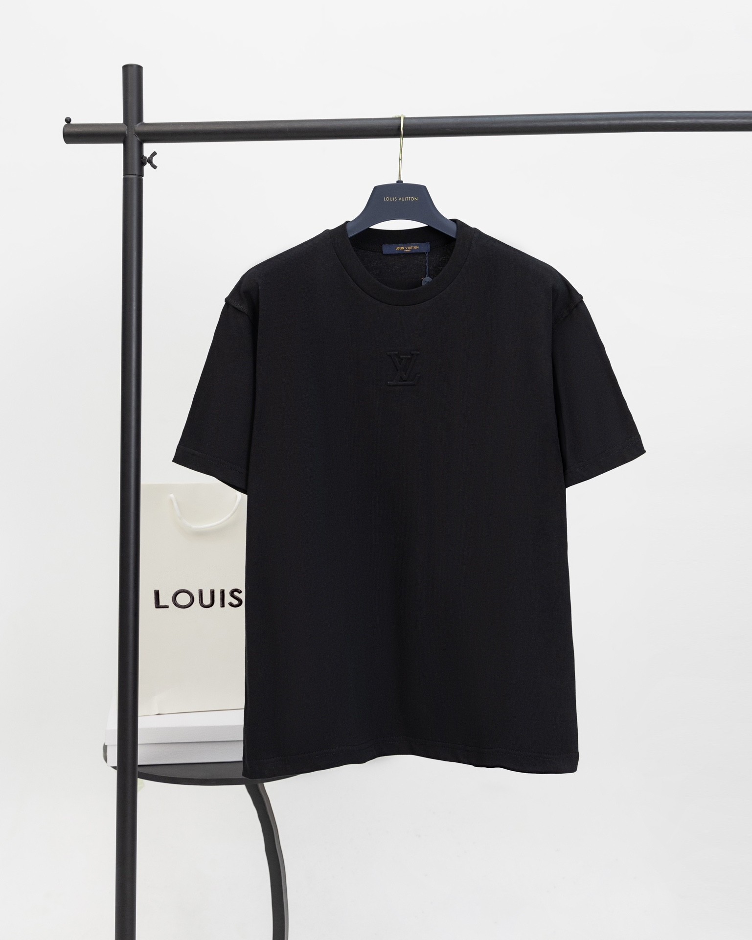 L X V T-shirt
