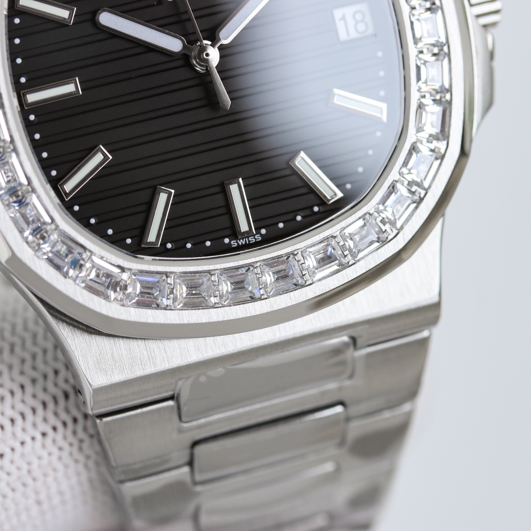 PP Nautilus 5711 Diamond detail 5