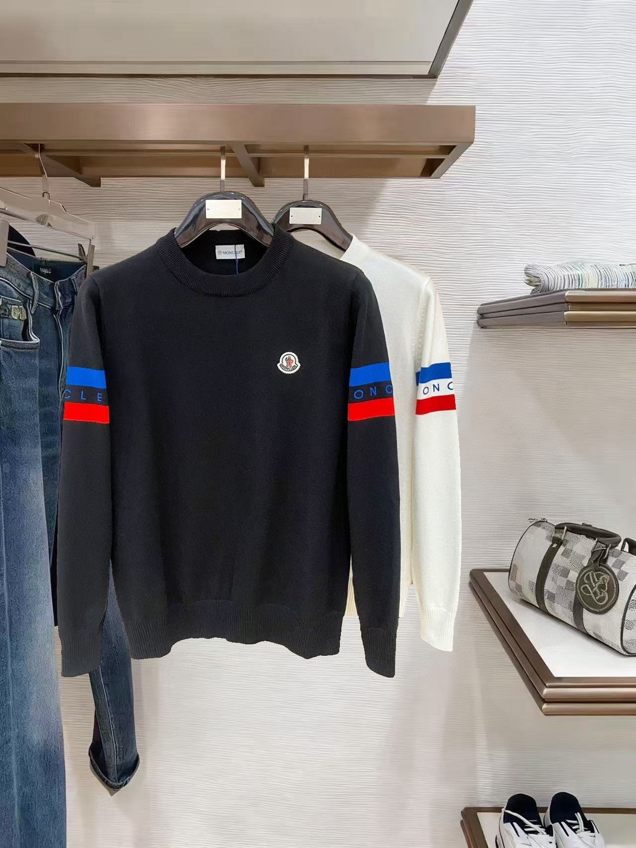 MONC Sweater（Multiple colors）