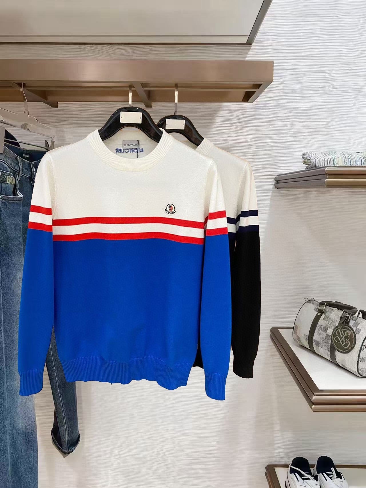 MONC Sweater（Multiple colors）