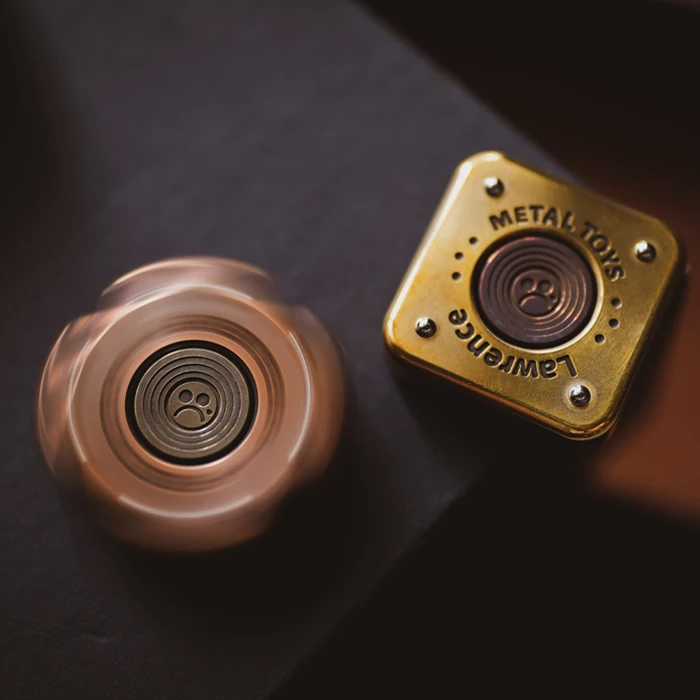 Metal Toys Dz. Vinyl Play Record Player Fidget Spinner EDC Decompression Toy