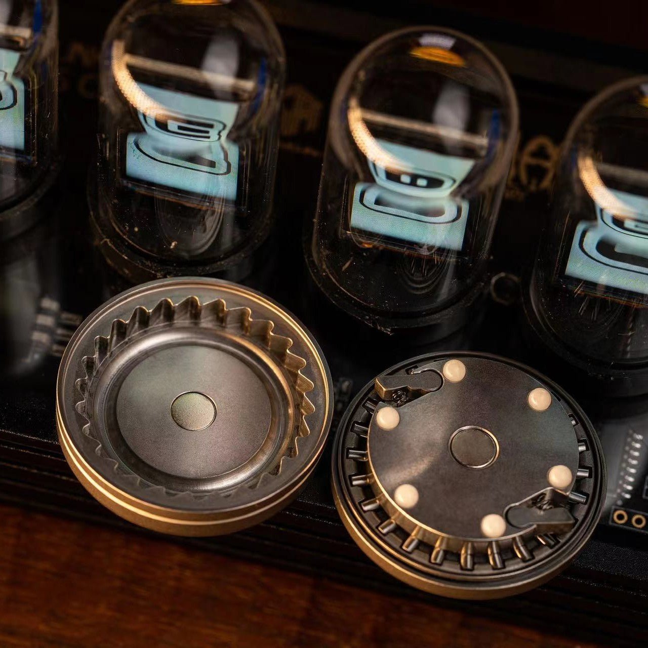 YEDC Pig Coin Haptic Coin Metal EDC Decompression Toy