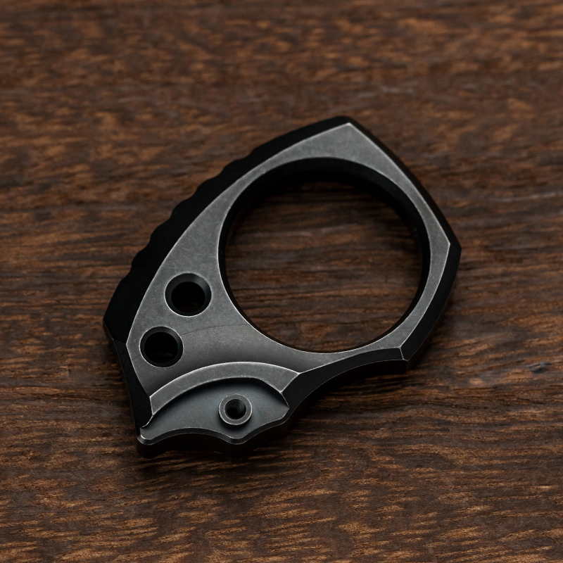 WANWU EDC Vblood Mini Small Dump Outdoor Bottle Opener Crowbar Practice Blade Toys