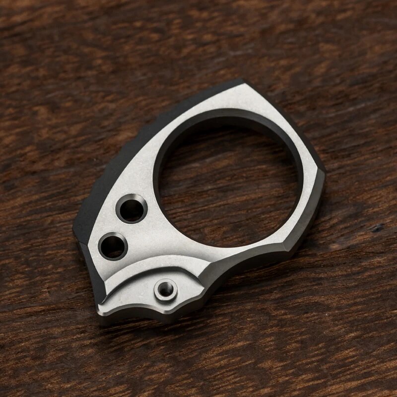 WANWU EDC Vblood Mini Small Dump Outdoor Bottle Opener Crowbar Practice Blade Toys