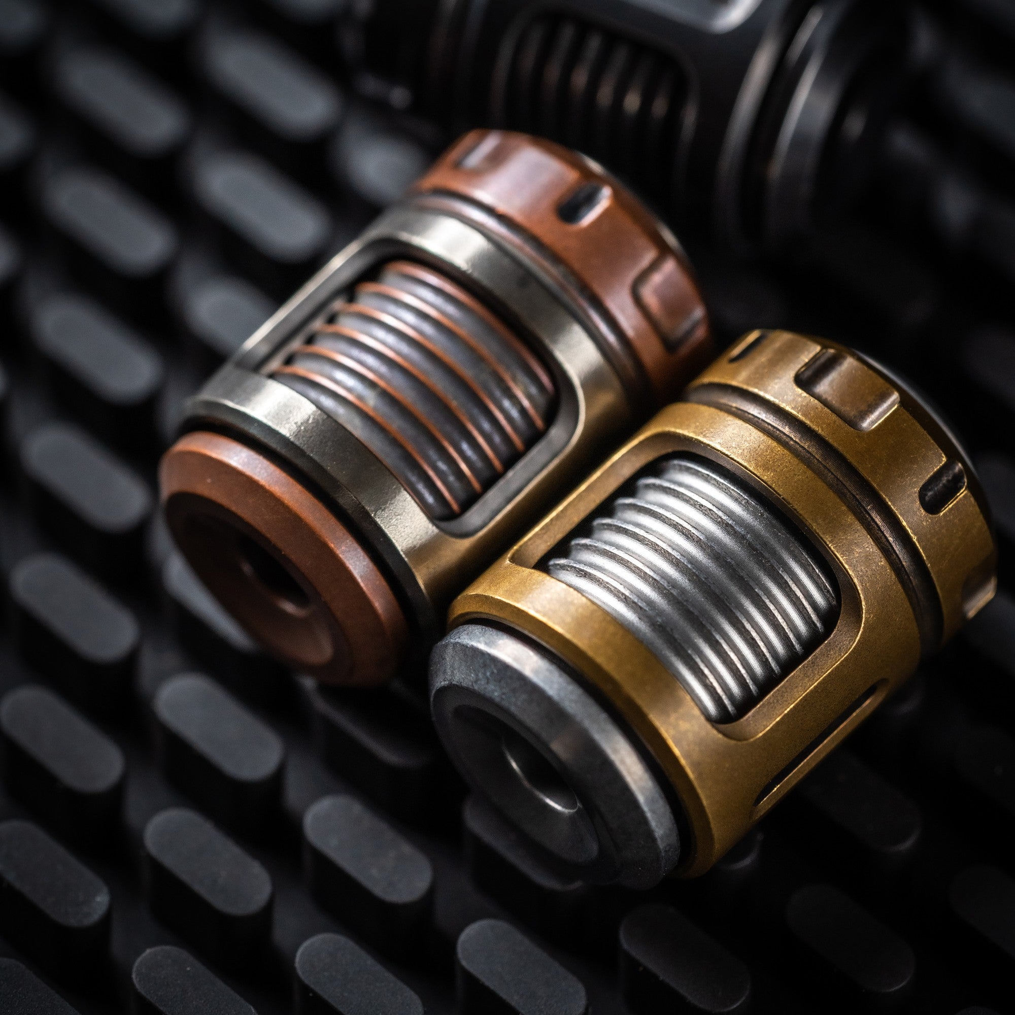 01EDC Time Capsule Knife Bead Fidget Spinner Metal EDC Decompression Toy