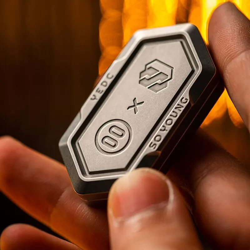 YEDC Poker Lolita Fidget Slider Metal EDC Decompression Toy