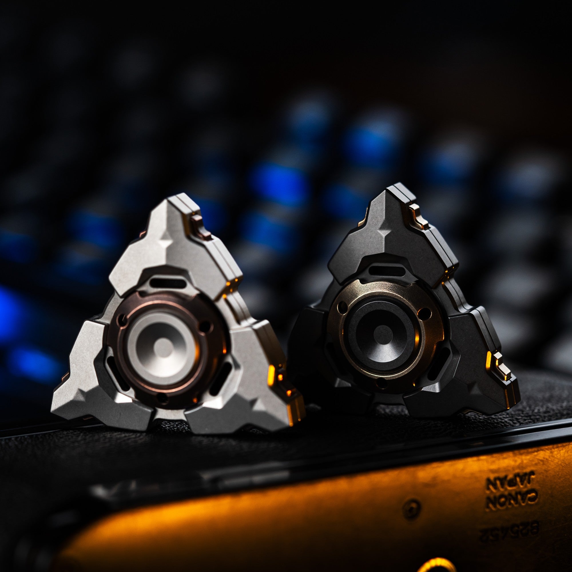 WANWU EDC Split Armor Fidget Spinner