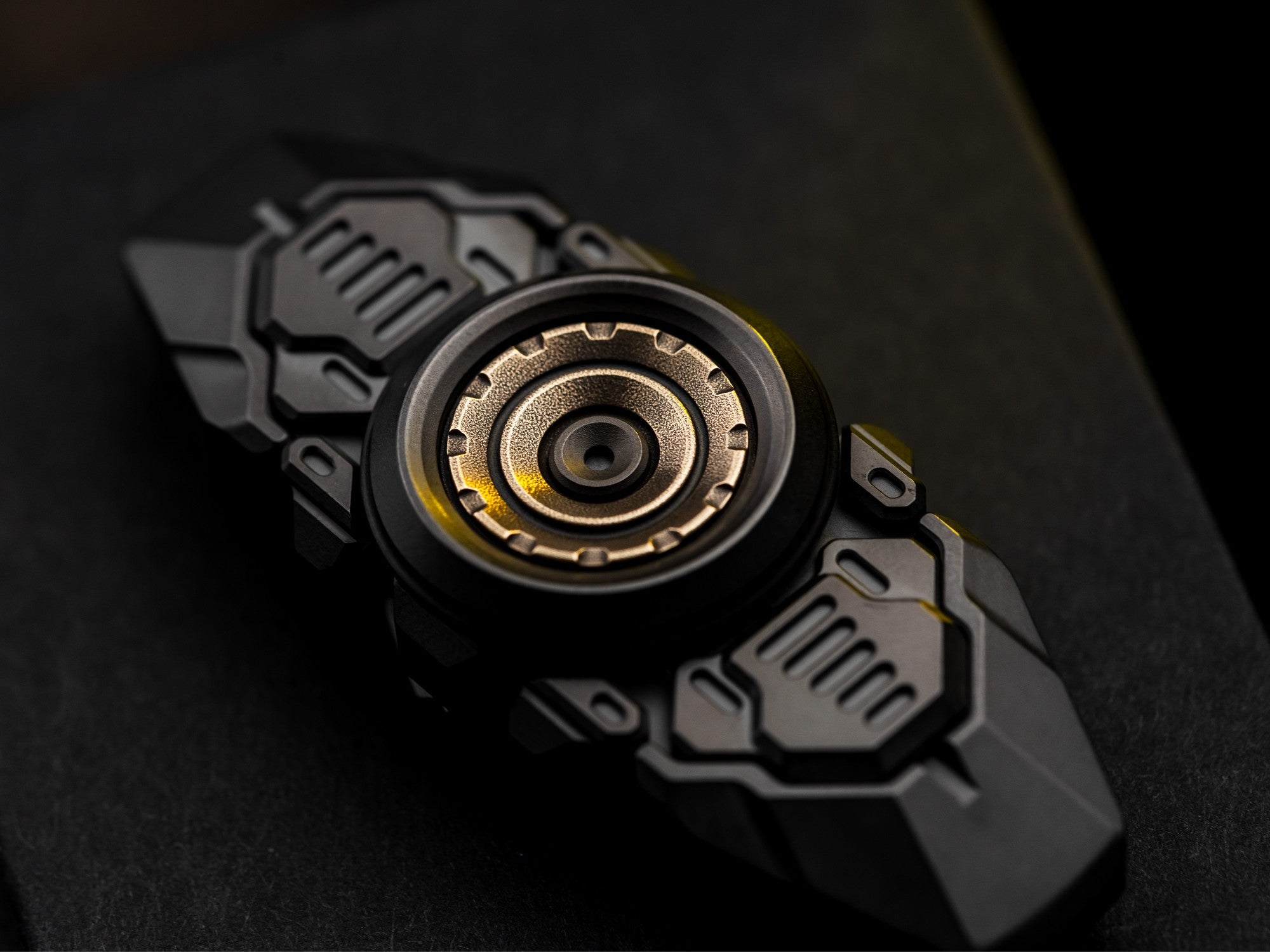 WANWU EDC Courier Mini Robot Stretchable Fidget Spinner