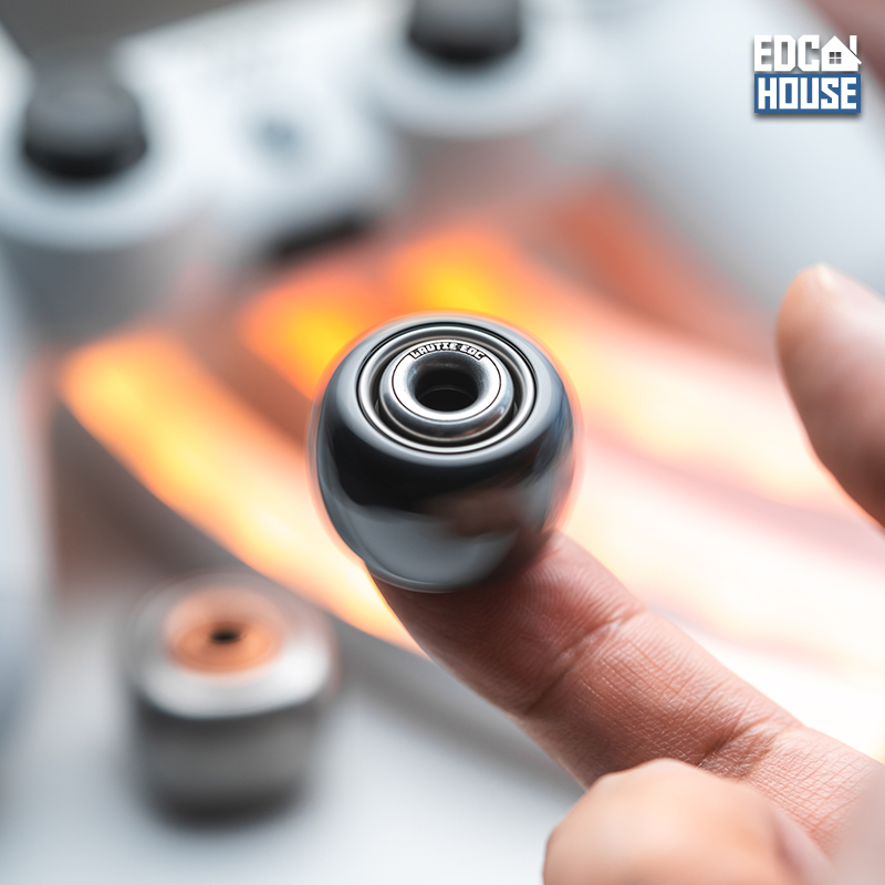 Lautie EDC“Sugar Cube” Pendant Spinner