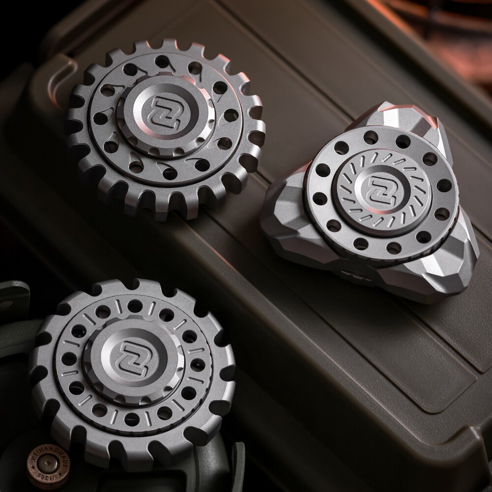 MCZHI Serrated Linkage Ghost Teeth 2.0 Fidget Spinner