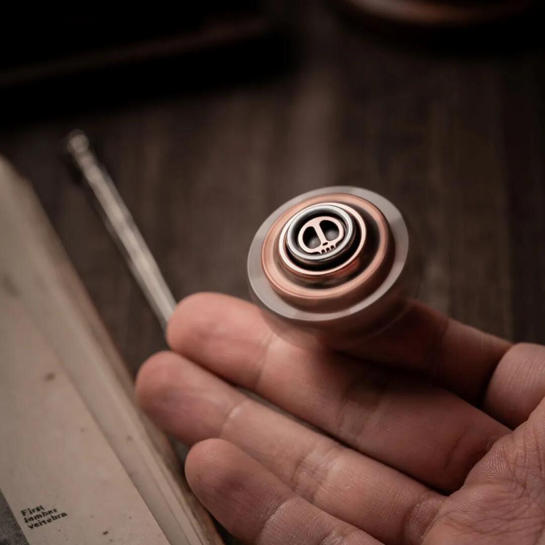 Lautie EDC X-Bone Fidget Spinner, Naughty Bone,2099-Sam Series