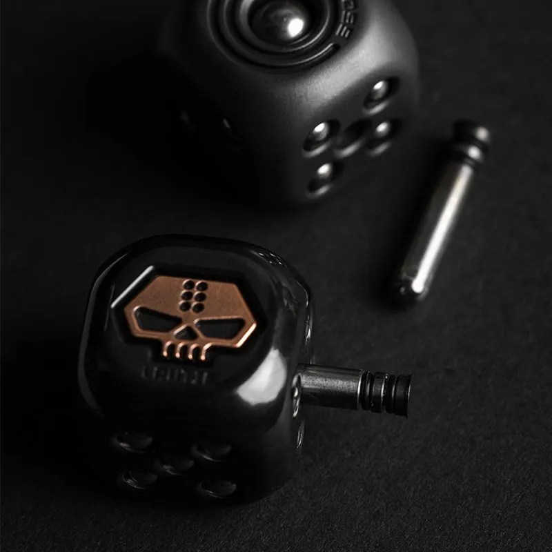 Lautie EDC Warrior Monk Metal Dice Bead Pendant