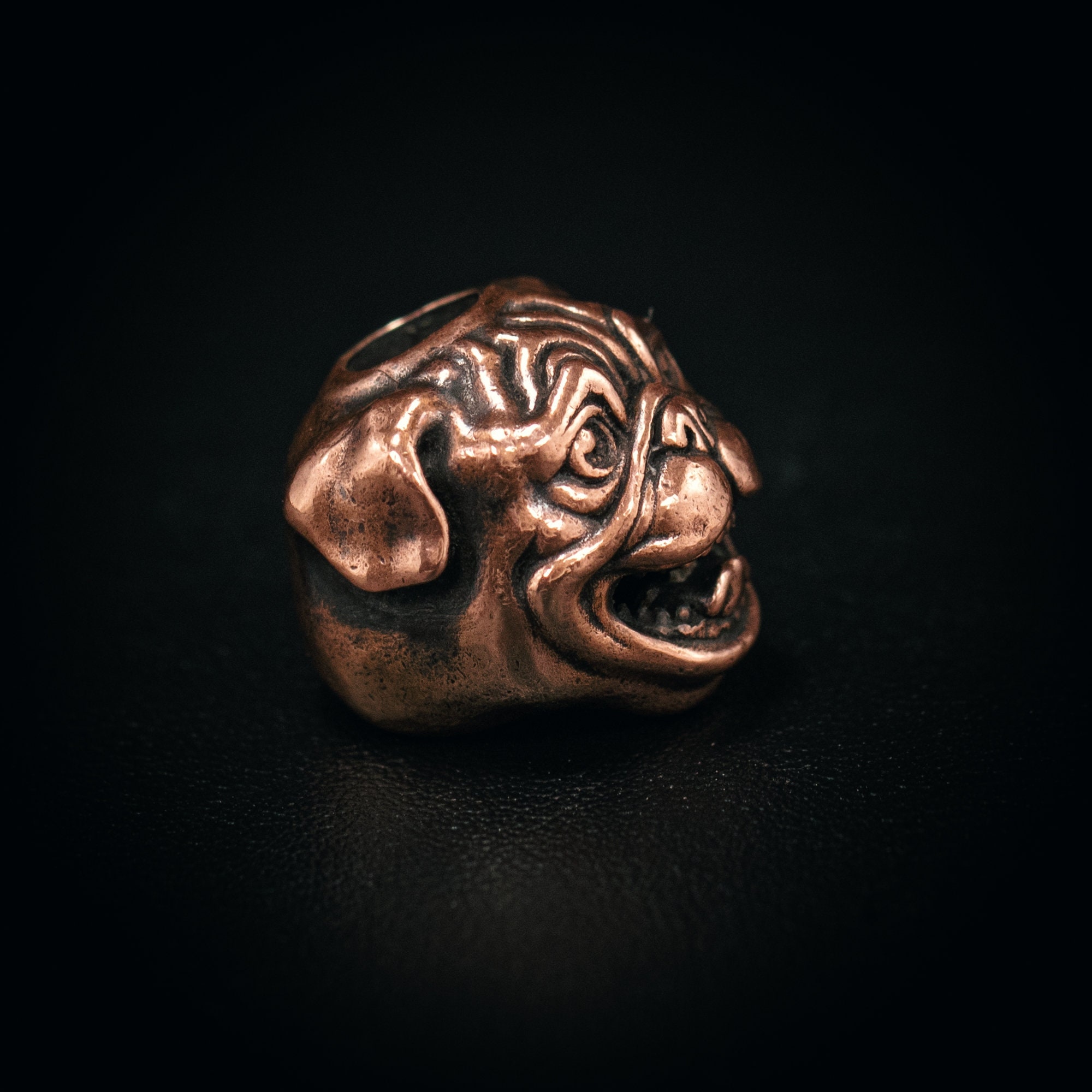 Paracord Bead Pug Dog for Knife, Bracelet, and EDC Gears