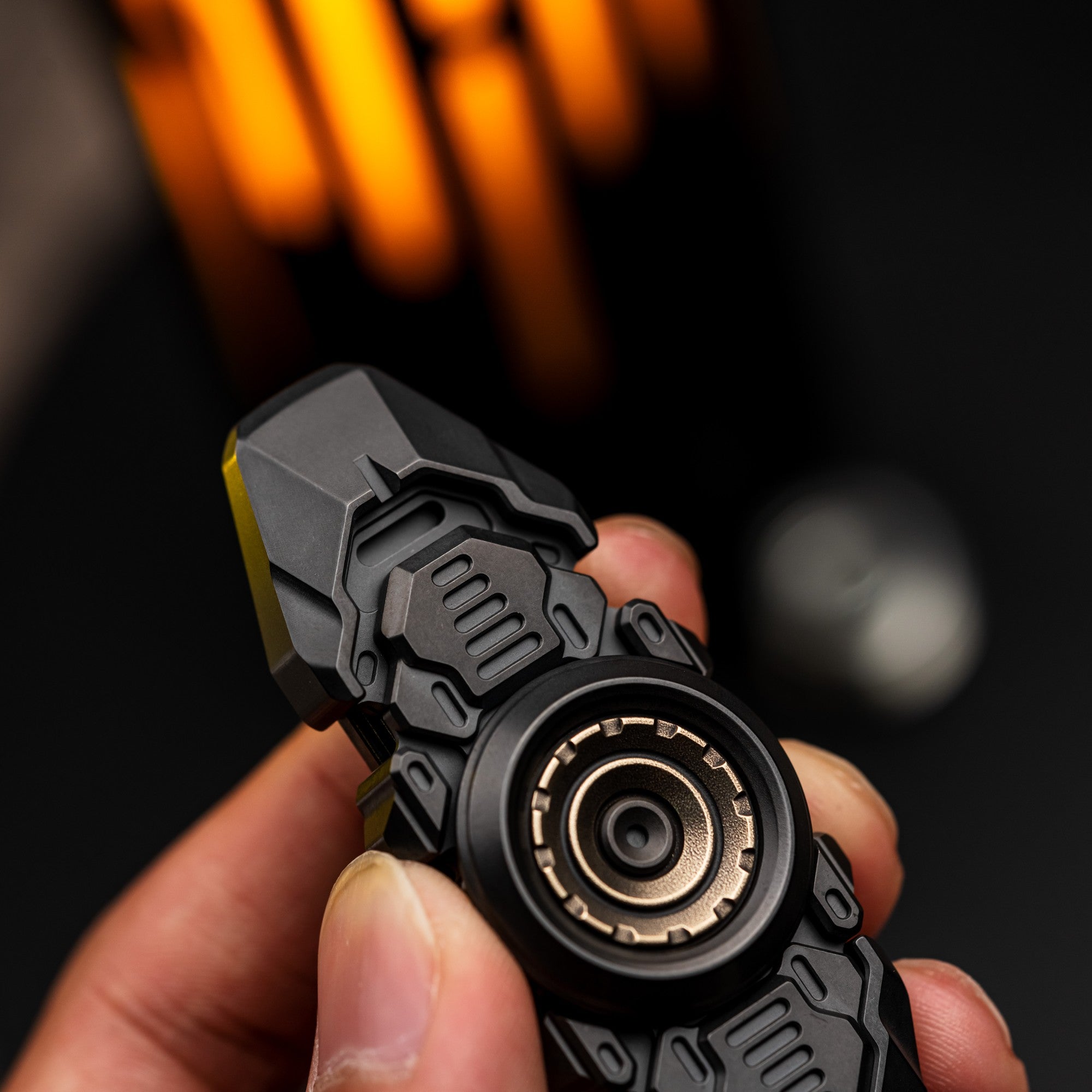 WANWU EDC Courier Mini Robot Stretchable Fidget Spinner