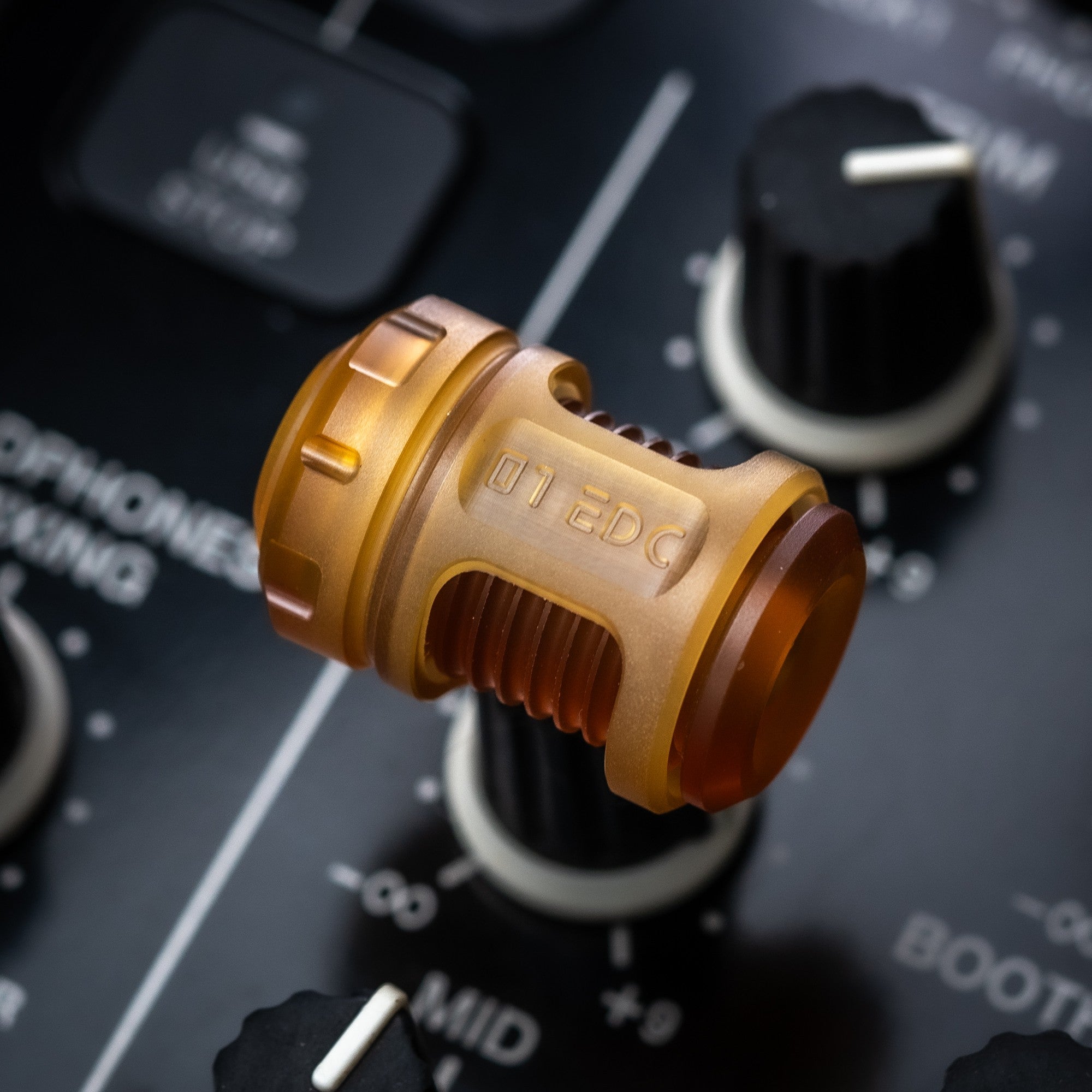 01EDC Time Capsule Knife Bead Fidget Spinner Metal EDC Decompression Toy