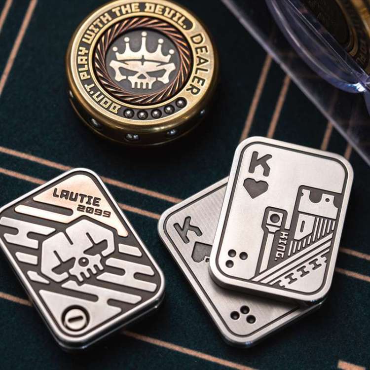 Lautie EDC Shuffle V2 Poker KK Fidget Slider, 2099 Series