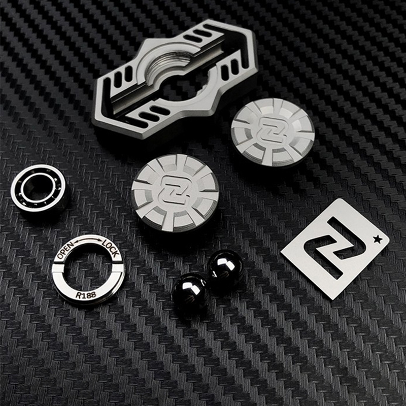 MCZHI Magic Blade Fidget Spinner Metal EDC Decompression Toy