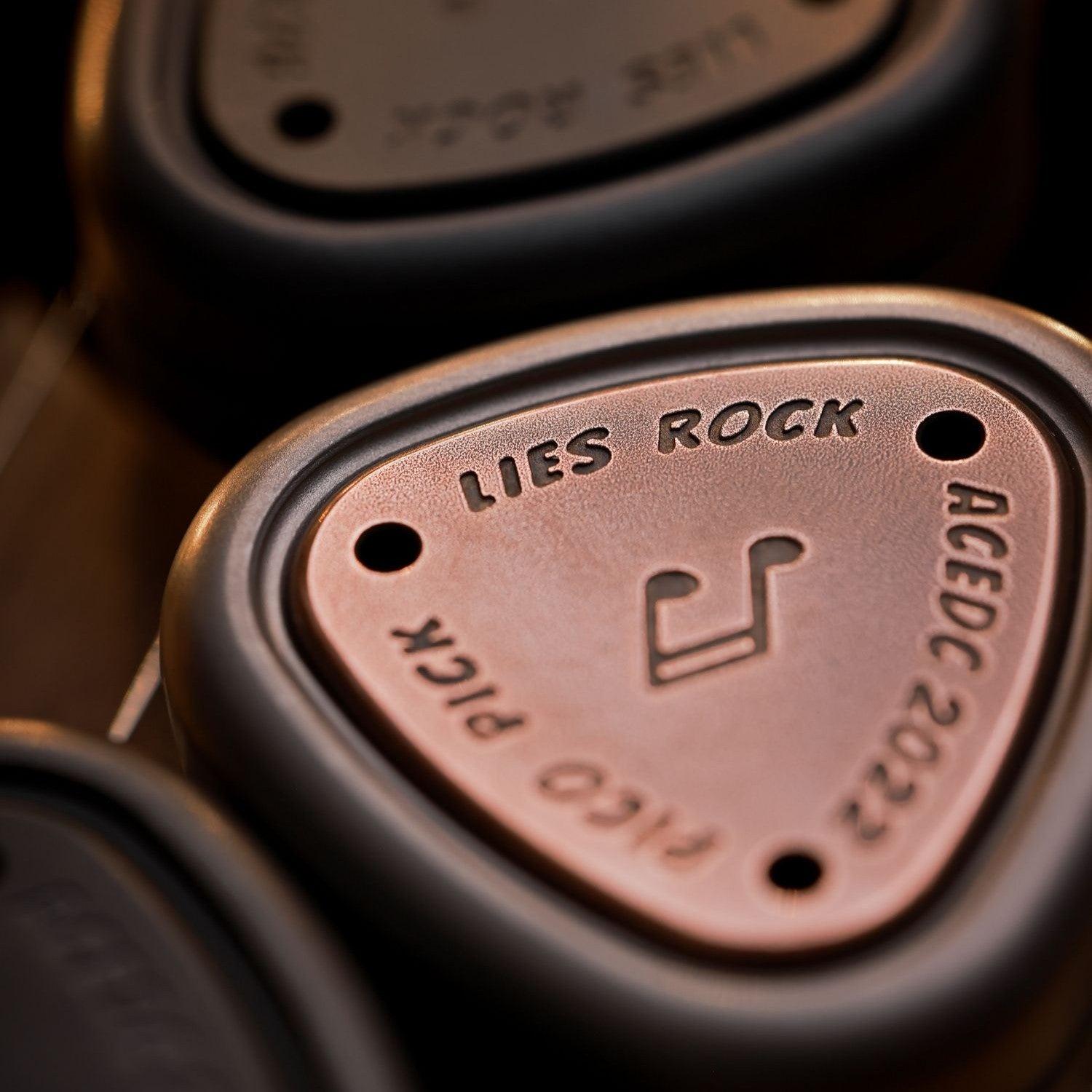 ACEdc Guitar Pico Pick Haptic Coin