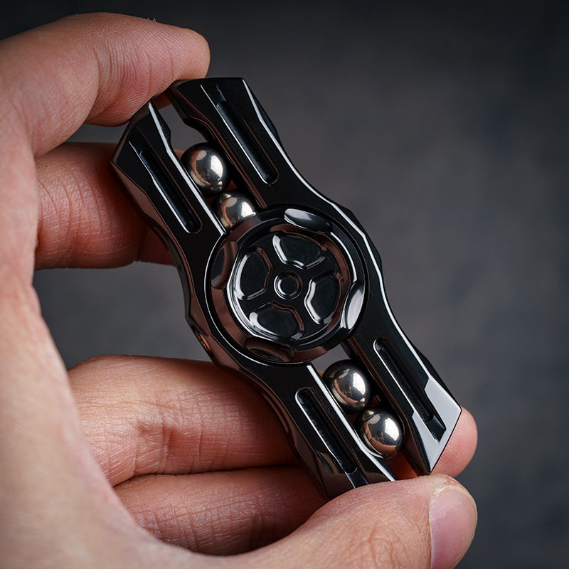 MACKIE EDC Divine Sword 2.0 Metal Fidget Spinner