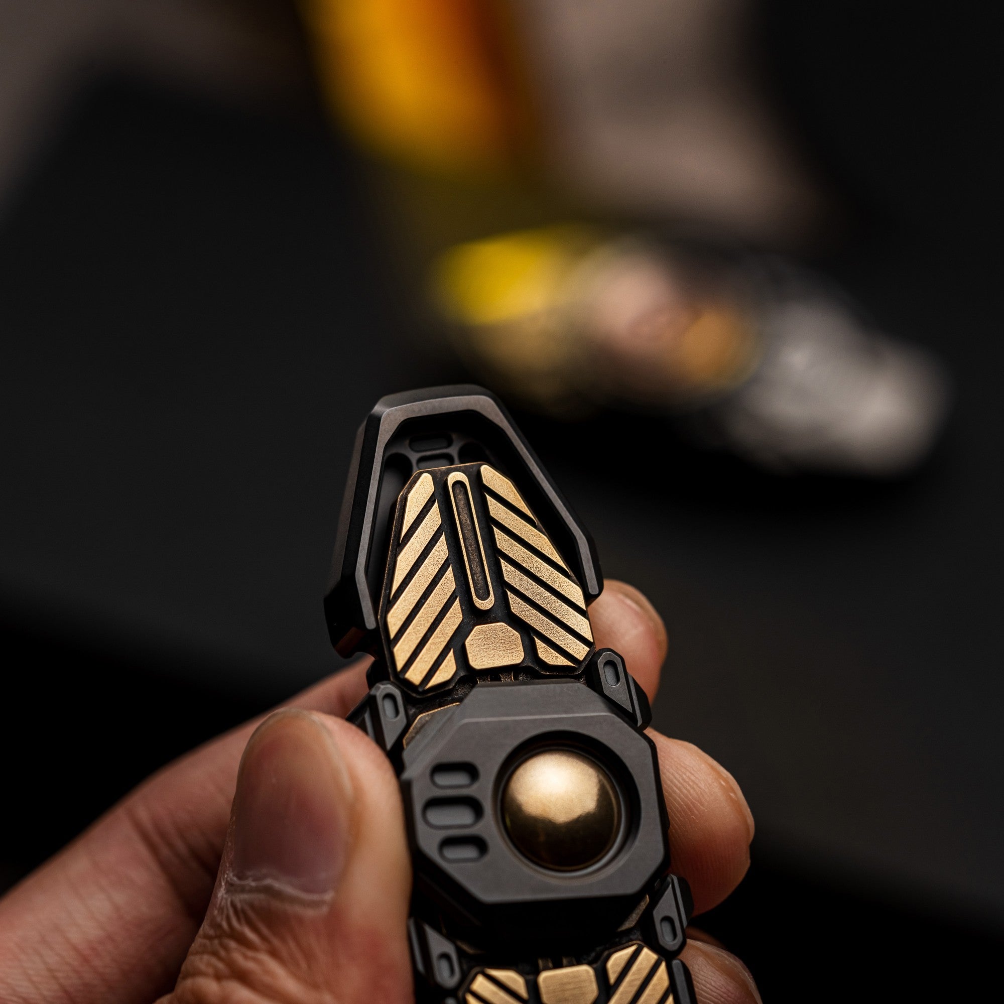 WANWU EDC Courier Mini Robot Stretchable Fidget Spinner