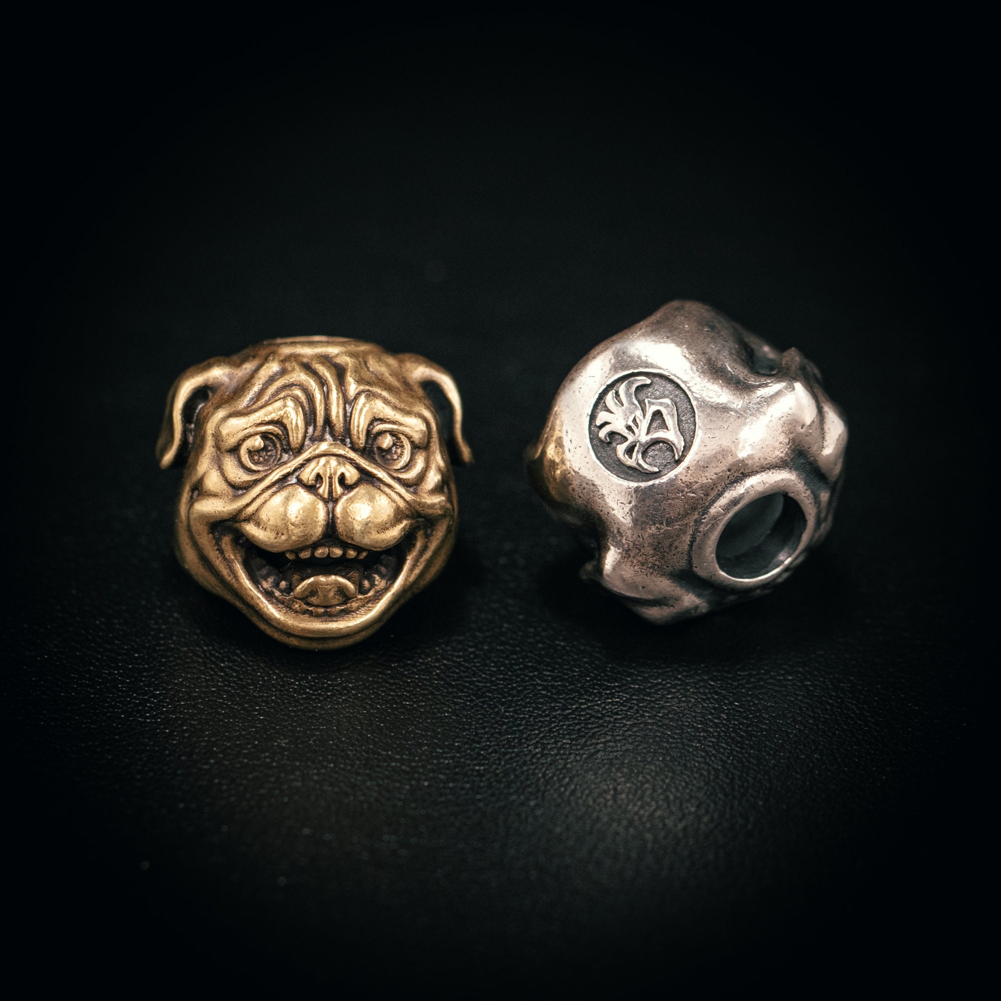 Paracord Bead Pug Dog for Knife, Bracelet, and EDC Gears