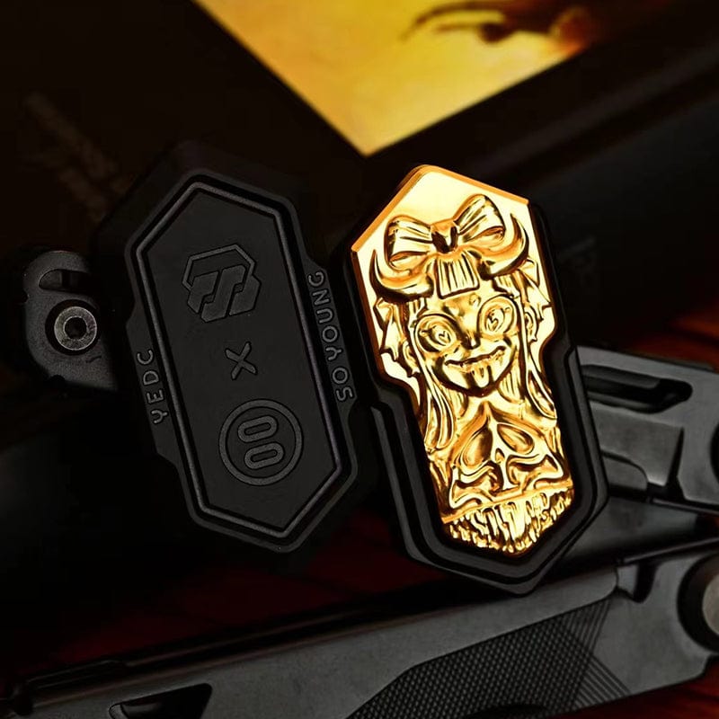 YEDC Poker Lolita Fidget Slider Metal EDC Decompression Toy