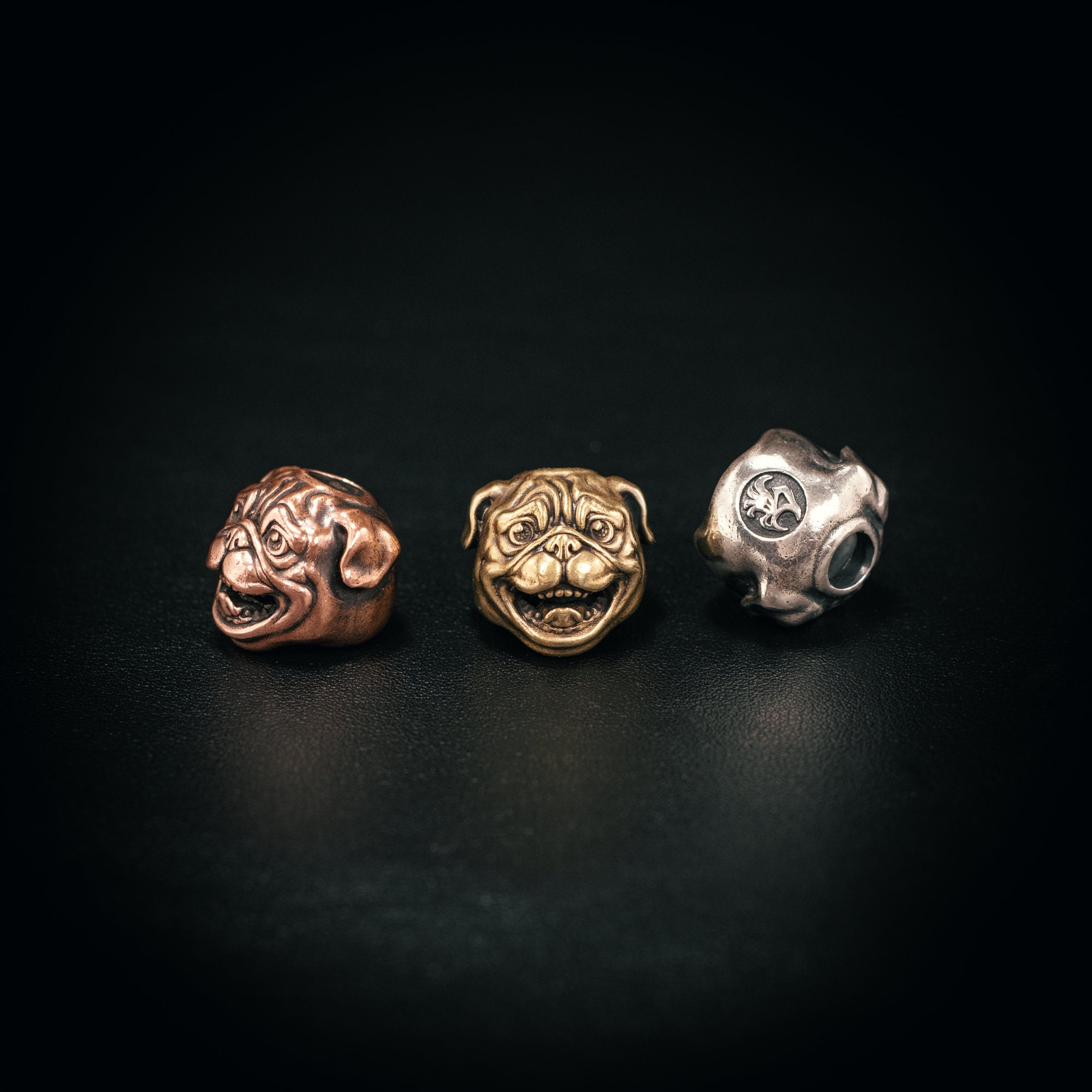 Paracord Bead Pug Dog for Knife, Bracelet, and EDC Gears