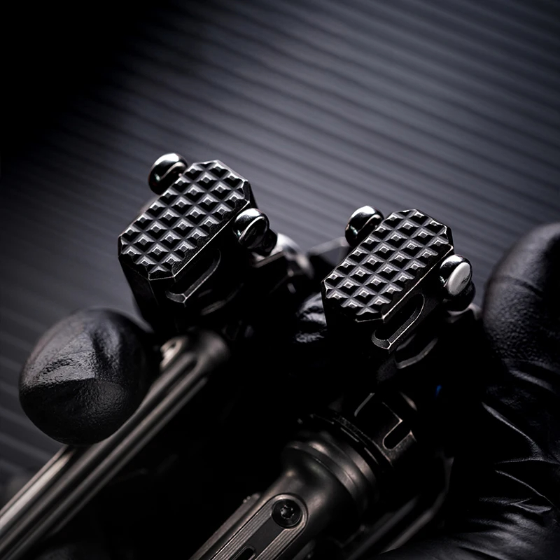 RUISHA Olaf’s Axe Fidget Spinner Multifunctional Hammer EDC Decompression Toy