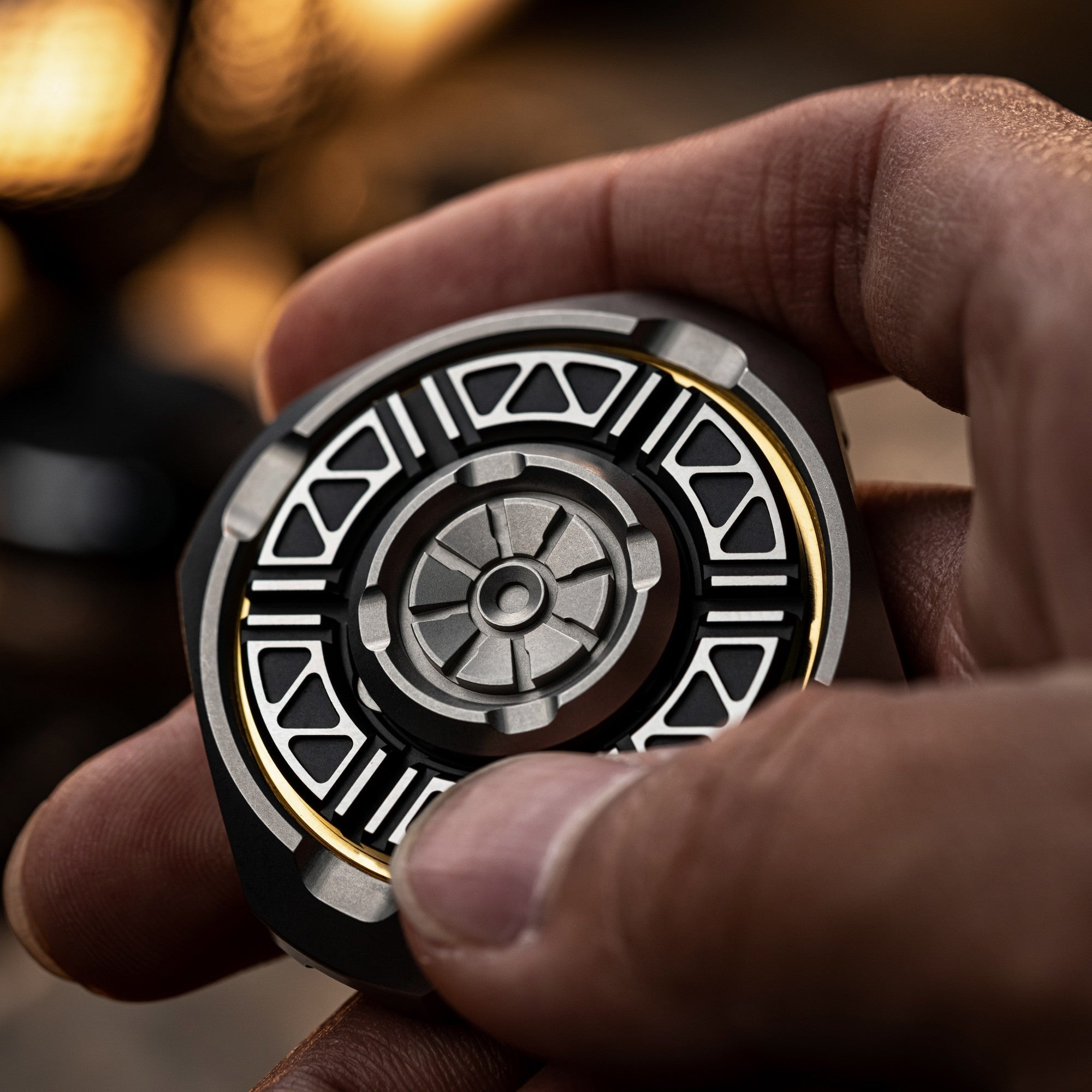 WANWU EDC NFE Transmitter Linkage Fidget Spinner