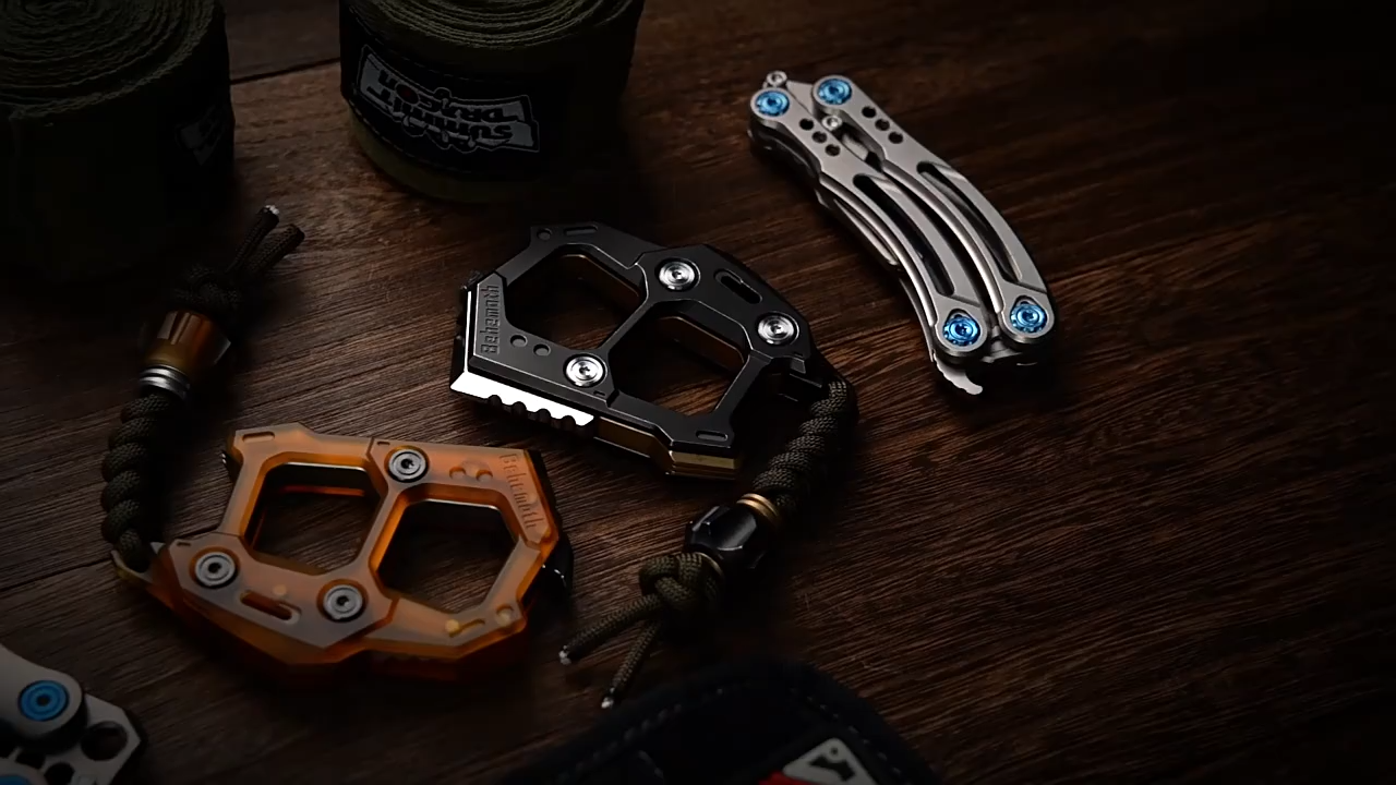 WANWU EDC Behemoth Knuckles with pendant