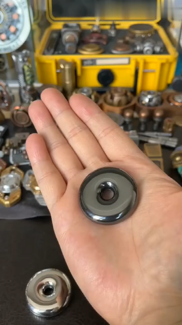 ACEdc Donut 2.0 Haptic Coin