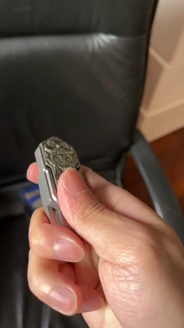 YEDC Poker Lolita Fidget Slider Metal EDC Decompression Toy