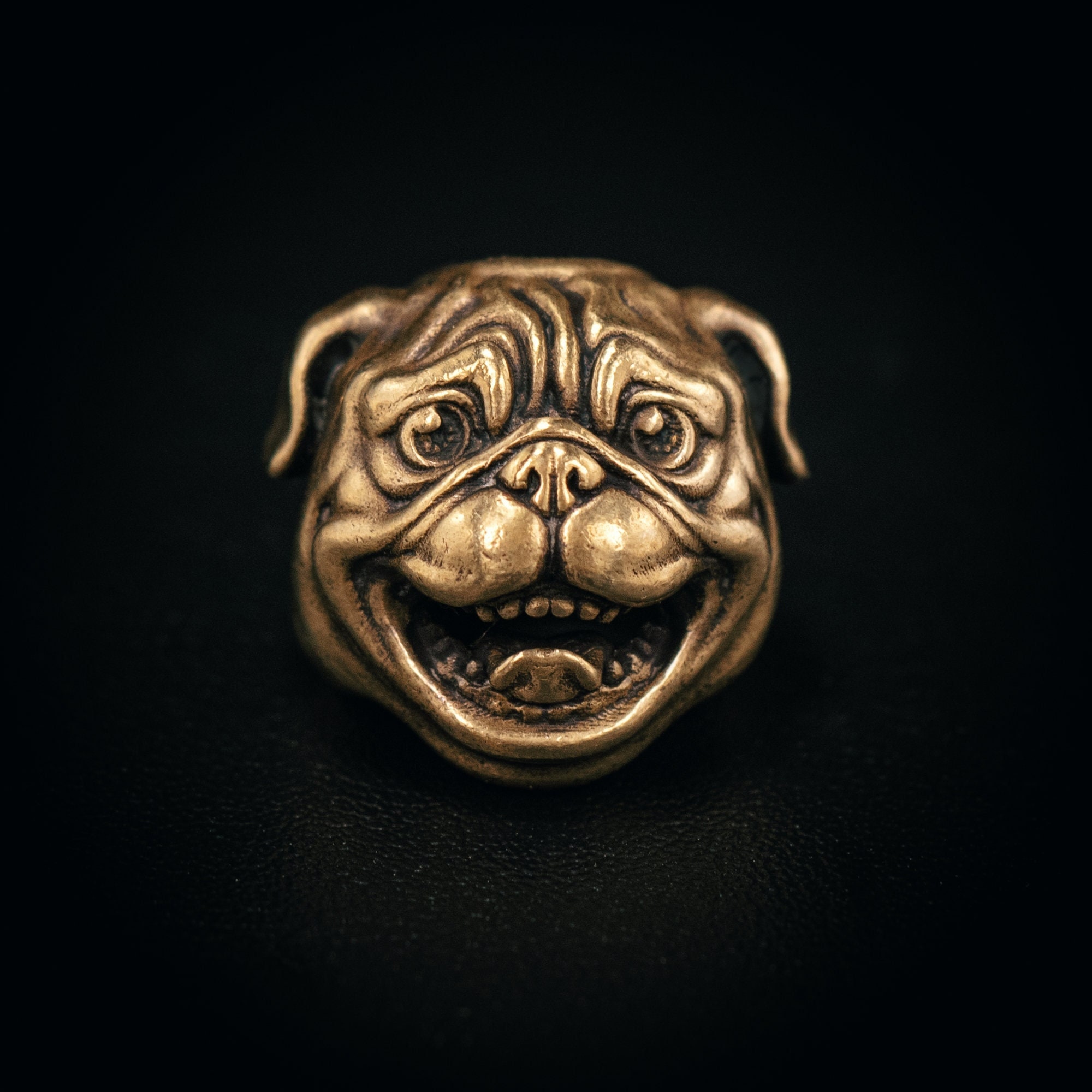 Paracord Bead Pug Dog for Knife, Bracelet, and EDC Gears