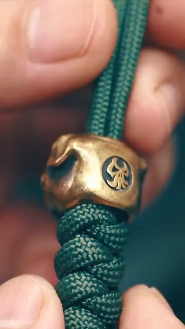 Paracord Bead Pug Dog for Knife, Bracelet, and EDC Gears